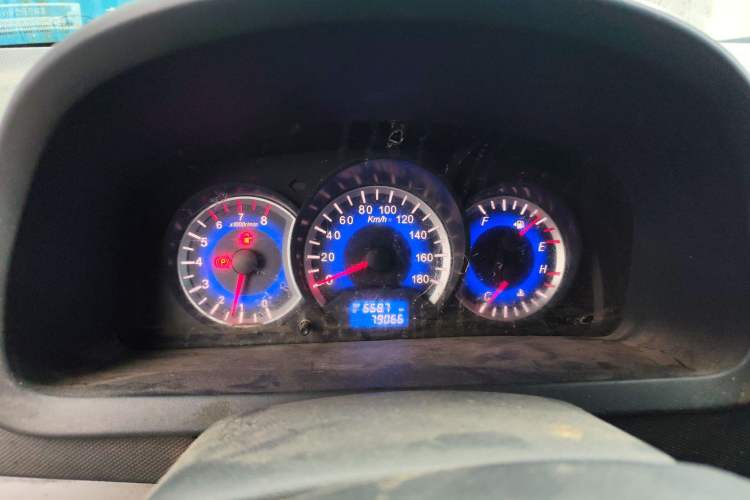 Used Suzuki Wagon R X5 2013 Luxury Edition 1.4L Standard Model
