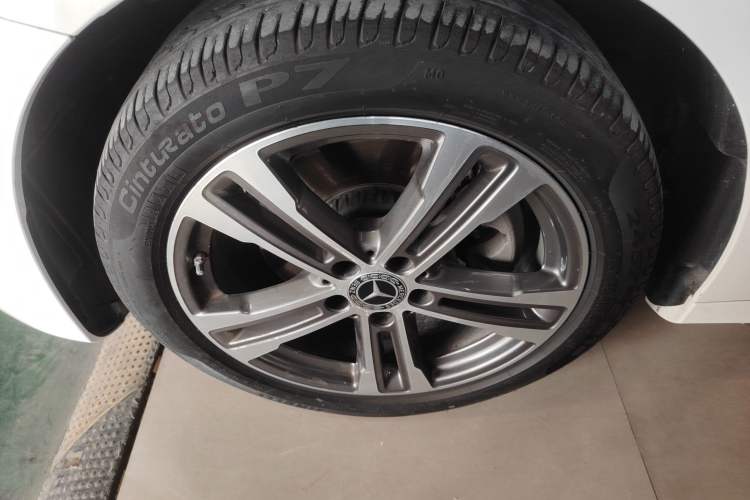 Used Mercedes-Benz E-Class 2023 Restyled E 260 L Sport Edition Left Front Wheel Hub