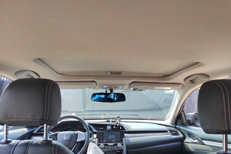 Used Honda Civic 2019 220TURBO CVT Dynamic Edition China V
