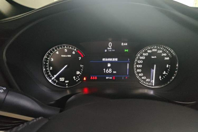 Used Cadillac XT4 2018 28T Two-Wheel-Drive Luxury Model
