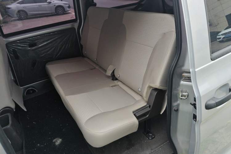 Used Wuling Hongguang V 2022 1.5L Jingqu Edition Electric-Assist LAR Left Rear Seat