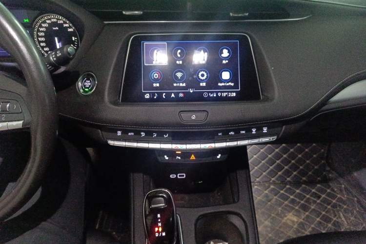 Used Cadillac XT4 2020 28T Two-Wheel-Drive Leading Version
