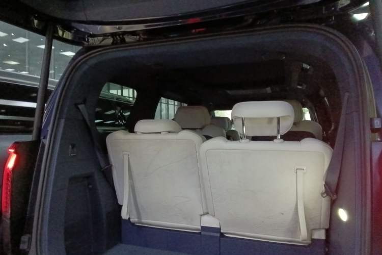 Used Zeekr 009 2022 WE Edition
