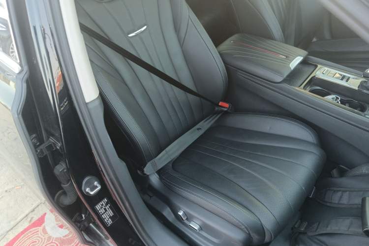 Used Hongqi H5 2023 2.0T Automatic Smart Connect Flagship Edition
