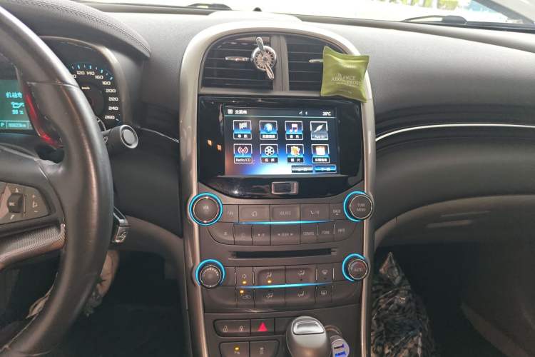 Used Chevrolet Malibu 2014 2.4L Automatic Luxury Edition
