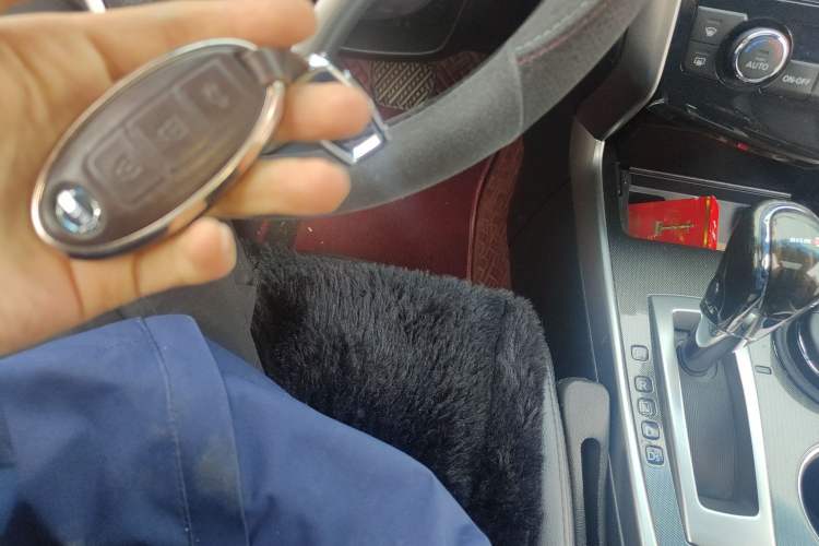 Used Nissan Teana 2015 2.0L XL-Sporty UEFA Champions League Edition
