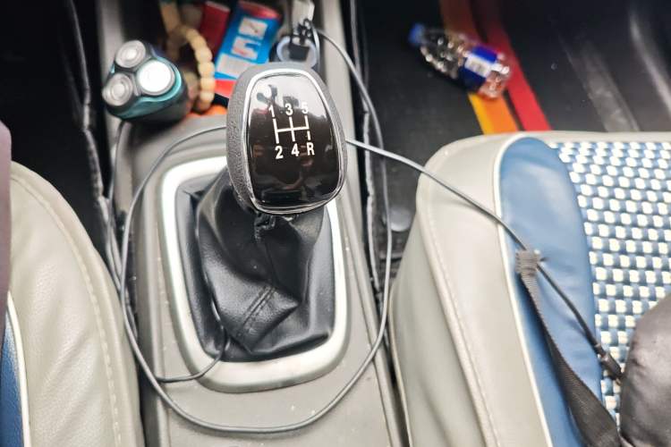 Used Chevrolet Sail 2015 Sail 3 1.3L Manual Ideal Edition Gear Lever