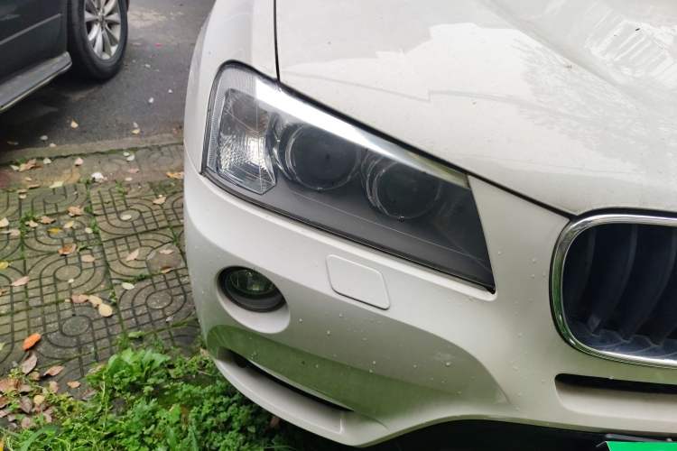 Used BMW X3 2013 Facelifted xDrive20i Luxury Edition Right Front Headlight