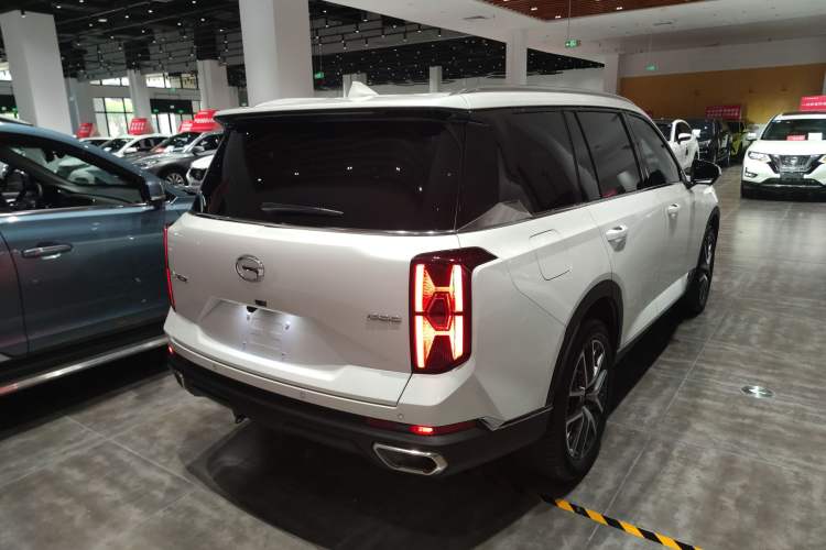 Used GAC Trumpchi GS8 2022 Linghang Series 2.0 TGDI Two-Wheel-Drive Luxury Smart Connectivity Version (7 Seats)