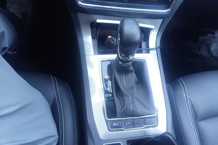 Used Roewe RX5 2020 20T Automatic 4G Connect Superior Flagship Edition