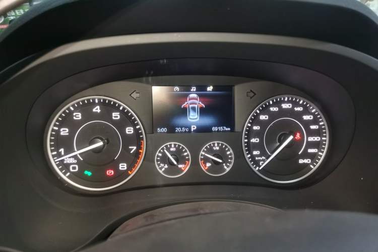 Used BORGWARD BX5 2017 25TGDI Automatic Two-Wheel Drive Fashion Plus Model Instrument Cluster
