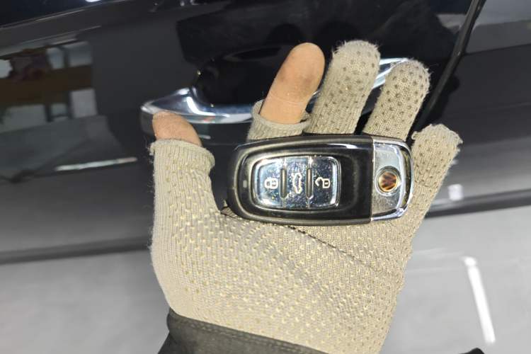 Used Volkswagen Phideon 2019 380TSI Two-Wheel Drive Business Edition China VI Standard
