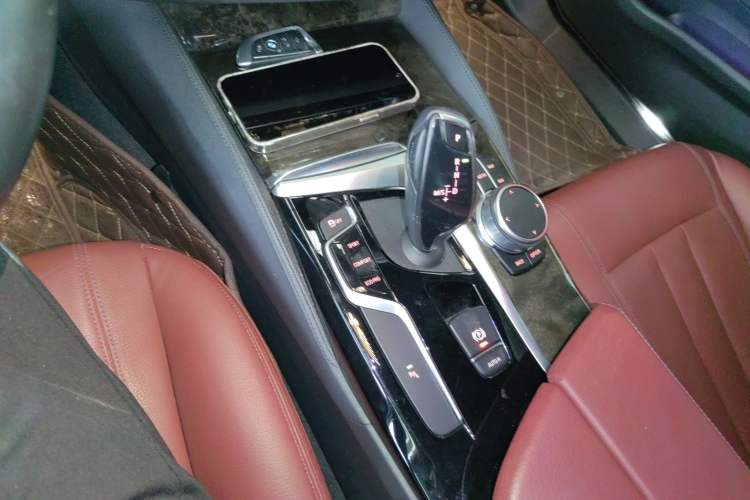 Used BMW 5 Series 2020 530Li Leading Model M Sport Package
