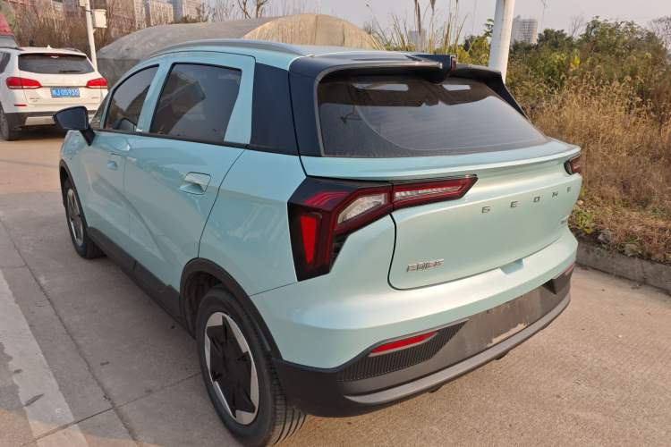 Used Geometry E Firefly 2024 301km Flowing Light
