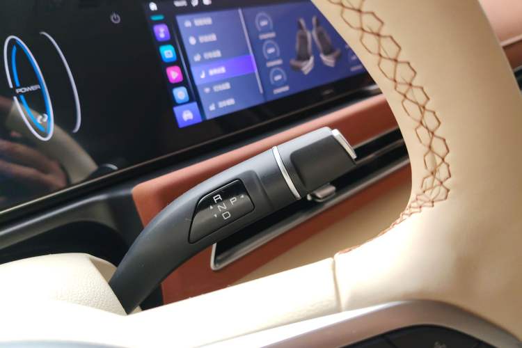 Used ORA Good Cat 2024 401 km Luxury Version 126 kW