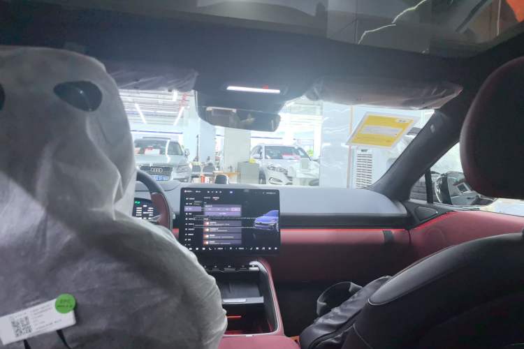 Used Zeekr 007GT 2025 Long-Range Rear-Wheel Drive Intelligent Driving Version 100 kWh Headliner