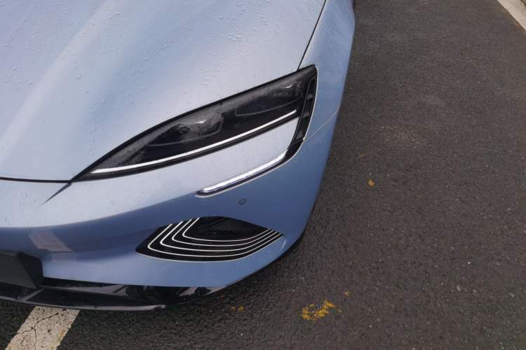 Used BYD Seal 2022 550 km Standard Range Rear-Wheel Drive Prestige Version