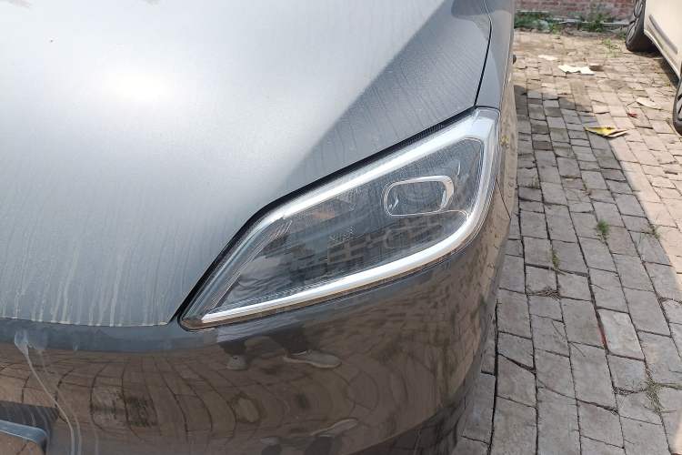 Used Wuling Hongguang New Energy 2024 All-Electric Model 300KM Standard Version Left Front Headlight