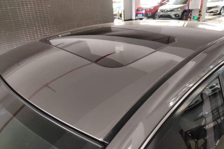 Used Nissan Sylphy 2016 1.6 XL CVT Deluxe Edition Roof