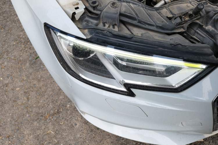 Used Audi A3 2019 Sportback 35 TFSI Ambition China VI Right Front Headlight