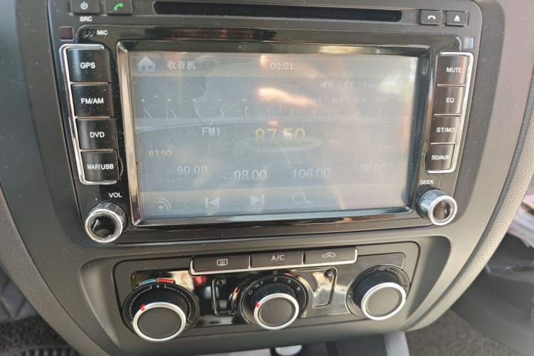 Used Volkswagen Sagitar 2014 1.6L Manual Comfort Model