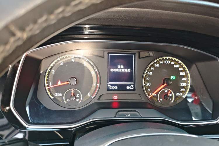 Used Volkswagen Sagitar 2020 280TSI DSG Comfort Version China VI Standard Instrument Cluster