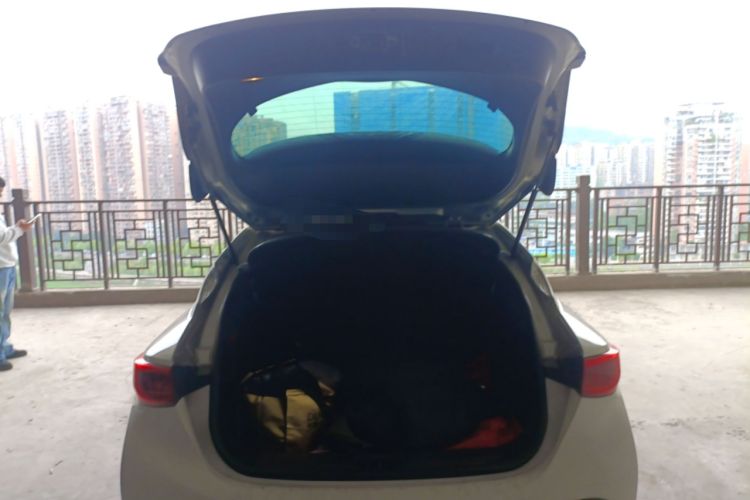 Used Infiniti QX30 2017 2.0T Four-Wheel Drive Sport Edition Trunk