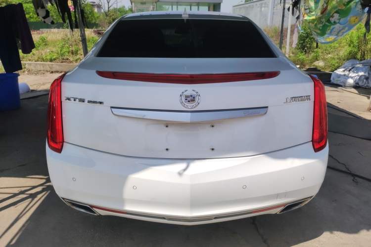 Used Cadillac XTS 2015 28T Comfort Model
