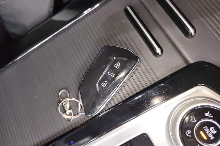 Used Volkswagen Tavendor 2023 380TSI Four-Wheel Drive R-Line Cruise Edition