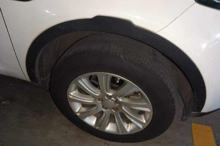 Used Land Rover Discovery Sport 2017 2.0T SE
