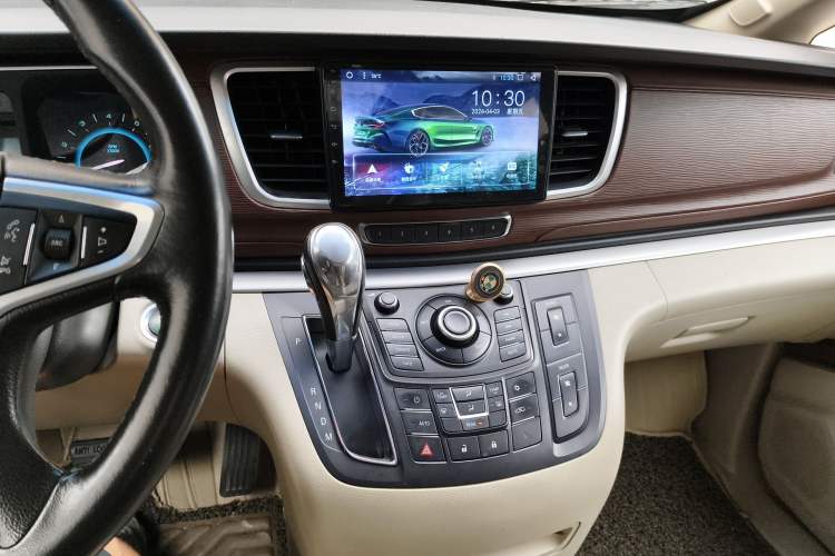 Used Buick GL8 2015 2.4L Luxury Business Premium Edition Audio And AC Panel