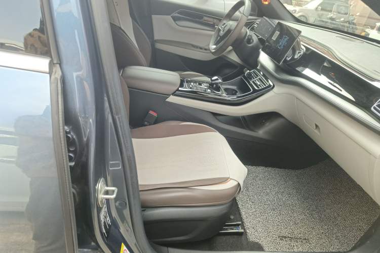 Used BYD Qin PLUS 2024 HONOR Edition DM-i 55KM Beyond Model