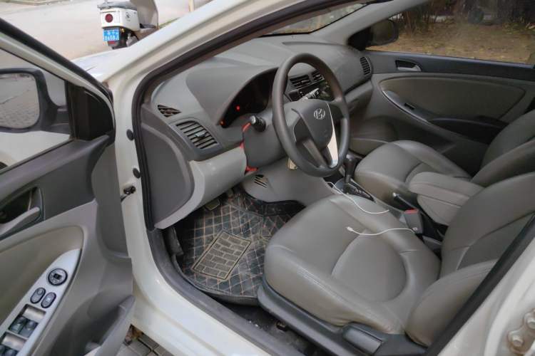 Used Hyundai Verna (older generation) 2016 1.4L Automatic Smart GLS
