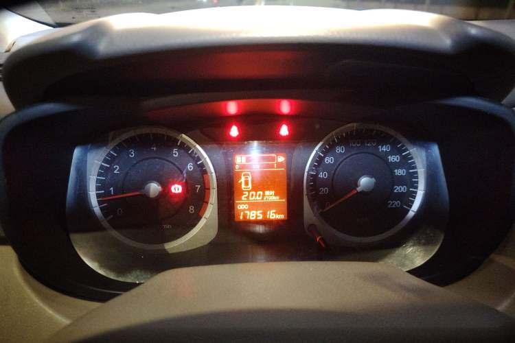 Used Venucia D50 2012 1.6L Manual Luxury Edition
