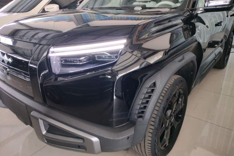 Used Formula Leopard Titanium 3 2025 501 km Four-Wheel Drive Drone Edition
