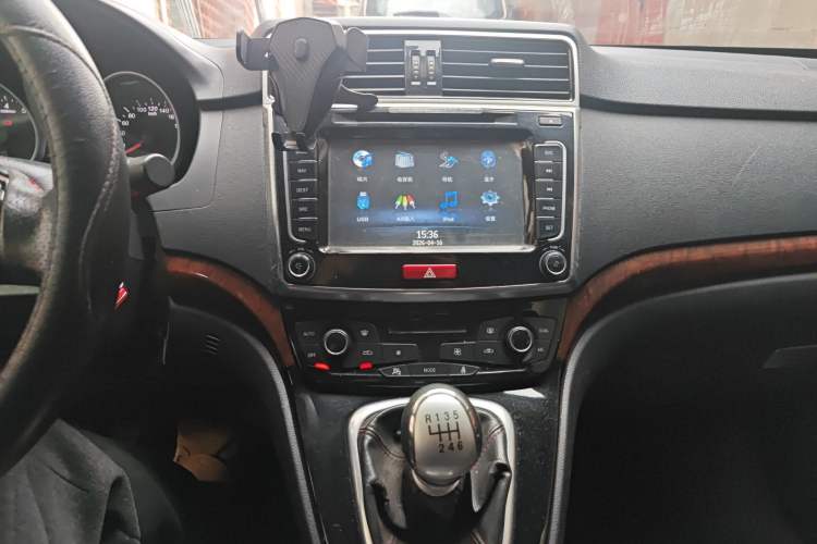 Used Haval H6 2014 Sport Version 1.5T Manual Two-Wheel Drive Elite Edition