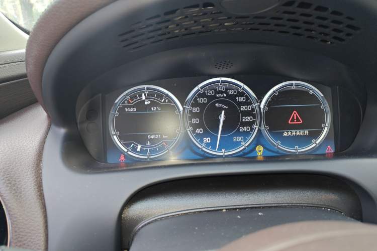 Used Jaguar XJ 2015 XJL 3.0 SC Elegant Business 80th Anniversary Limited Edition Odometer Close Up