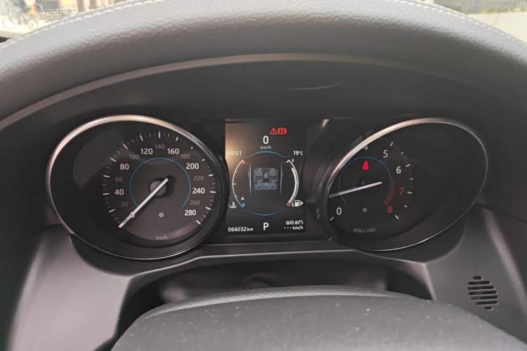 Used Jaguar XF 2016 XF 2.0T Two-Wheel-Drive R-Sport Sport Edition
