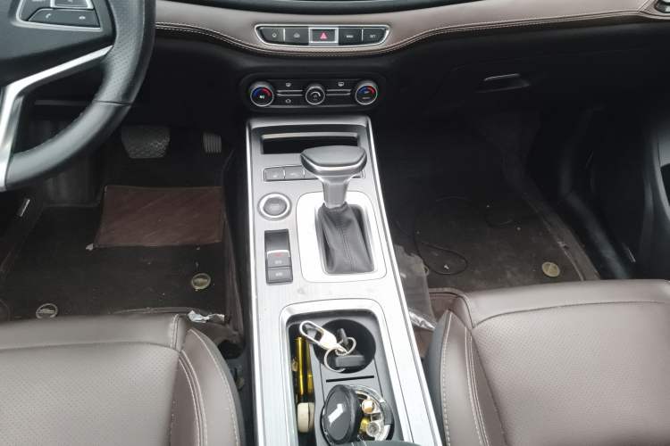 Used Chery Tiggo 7 2018 FLY Model 1.5T Automatic Zongxiang Edition China V Standard Gear Lever