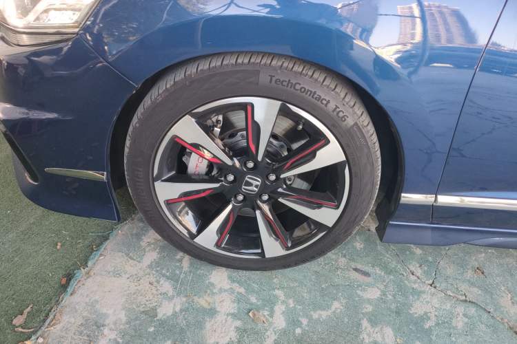 Used Honda Spirior 2015 2.4L Si
