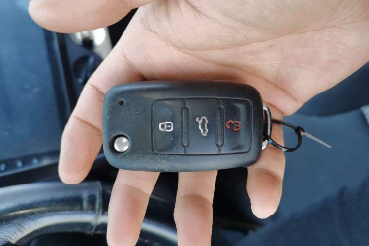 Used Volkswagen Polo 2014 1.4L Manual Fashion Edition Vehicle Key