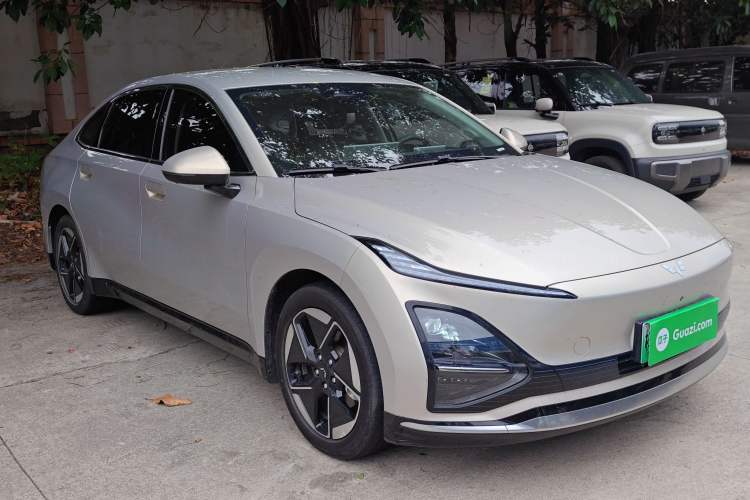 Used Wuling Xingguang 2024 Co-Creation Edition 510 Advanced Model
