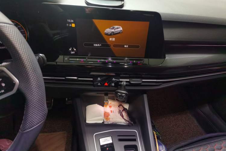 Used Volkswagen Golf 2021 280TSI DSG R-Line Audio And AC Panel