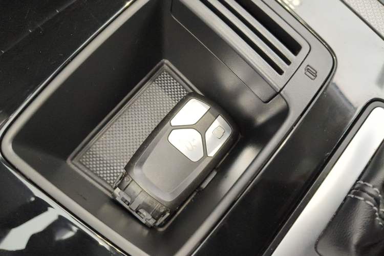 Used Audi Q5L 2022 Updated 45T Luxury Dynamic Version