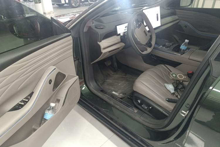 Used Geely Galaxy 8 2025 130km EM-P Starship Edition Driver Seat