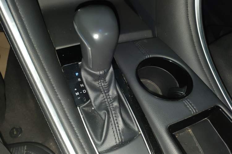 Used Toyota Avalon 2022 2.0L Luxury Edition