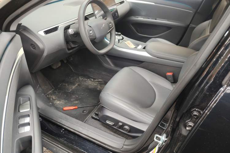 Used XPeng MONA M03 2025 600 with Ultra-Long Range Max Left Front Seat