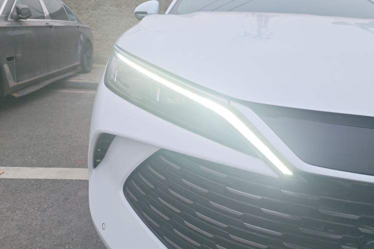 Used BYD Qin L 2024 DM-i 120KM Excellence Model Right Front Headlight