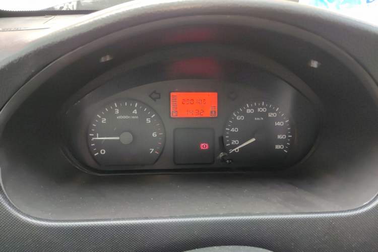 Used Wuling Rongguang 2012 1.5L Extended Basic Version

