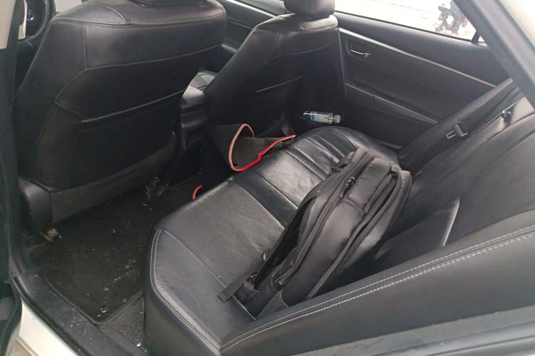 Used Toyota Corolla 2017 Revised Dual-Engine 1.8L E-CVT Elite Edition Left Rear Seat